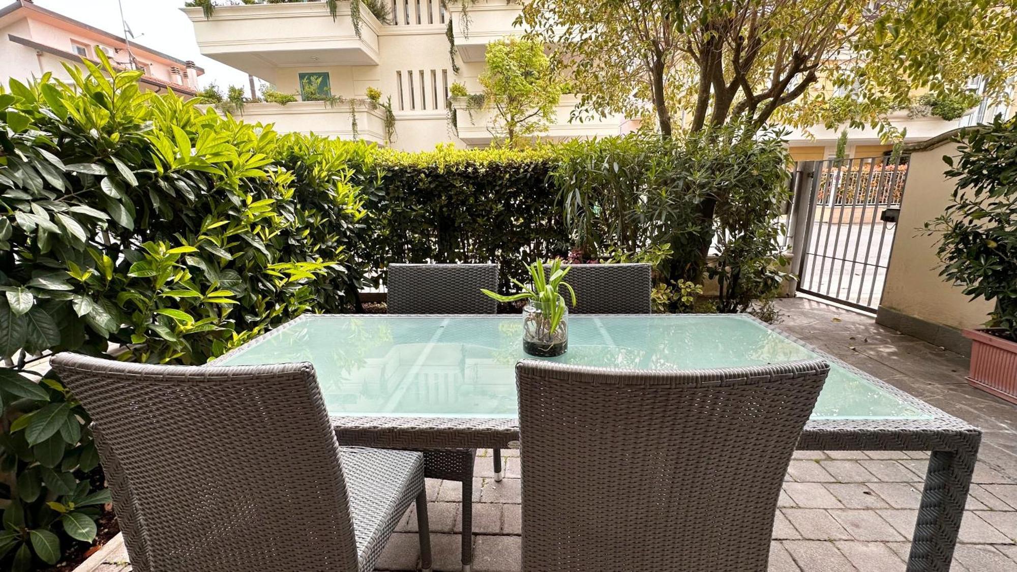 Residence Lungomare - Charming Apartments Riccione Exterior photo