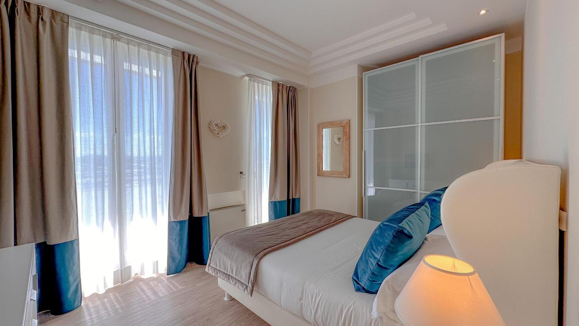 Residence Lungomare - Charming Apartments Riccione Room photo